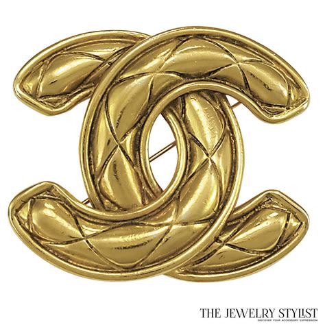 brooch Chanel double c